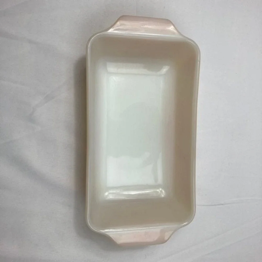 Vintage Fire King Lustreware Bread Loaf Baking Dish Milk Glass Peach 1qt